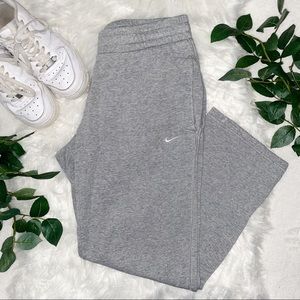 🌿 Light Grey Mens Nike Sweatpants 🌿